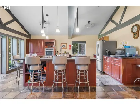 7755 SW Frobase Road Tualatin OR 97062