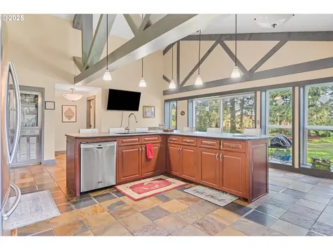 7755 SW Frobase Road Tualatin OR 97062
