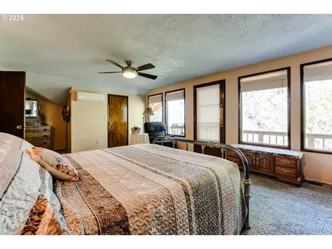 26408 Crow Road Eugene OR 97402