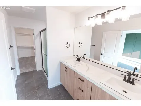 16009 Barlow Trail Lane Oregon City OR 97045