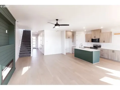 16009 Barlow Trail Lane Oregon City OR 97045