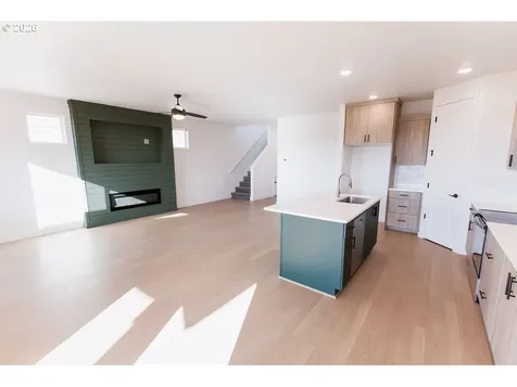 16009 Barlow Trail Lane Oregon City OR 97045