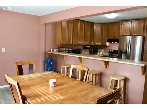 400 W 6th Street The Dalles OR 97058