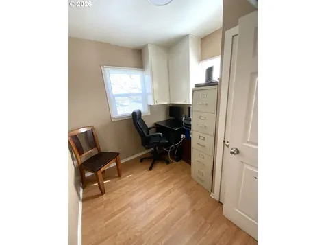 400 W 6th Street The Dalles OR 97058