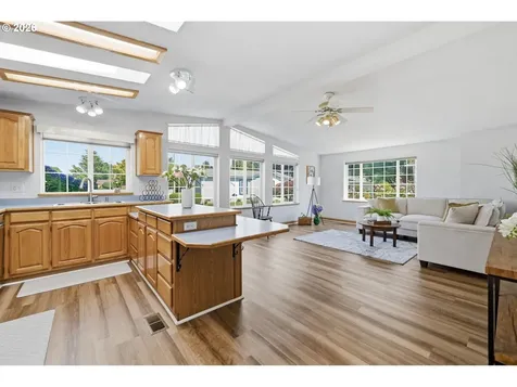 3355 N Delta Highway Eugene OR 97408