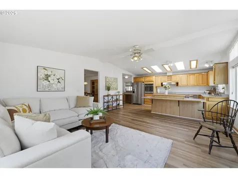 3355 N Delta Highway Eugene OR 97408