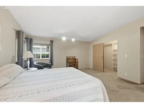 3355 N Delta Highway Eugene OR 97408
