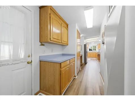 3355 N Delta Highway Eugene OR 97408
