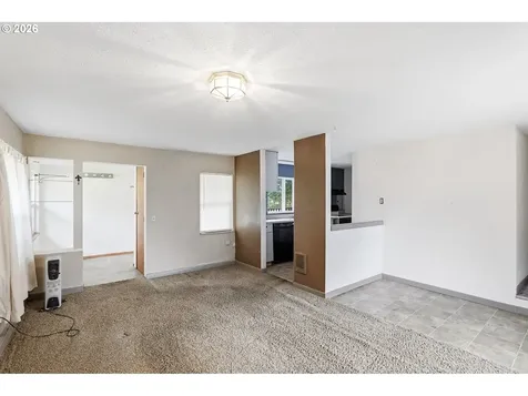 12510 SE Raymond Street Portland OR 97236