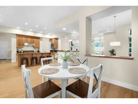 10253 NW Engleman Street Portland OR 97229