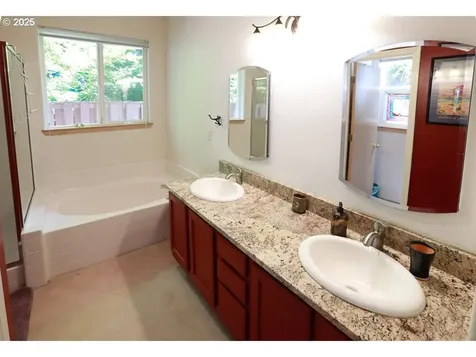 1411 NE 90th Avenue Vancouver WA 98664