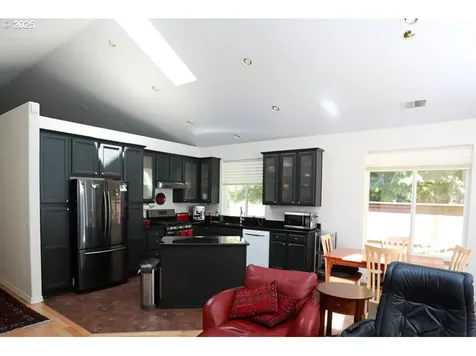 1411 NE 90th Avenue Vancouver WA 98664
