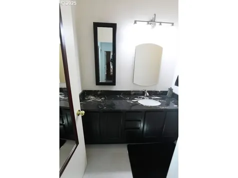 1411 NE 90th Avenue Vancouver WA 98664