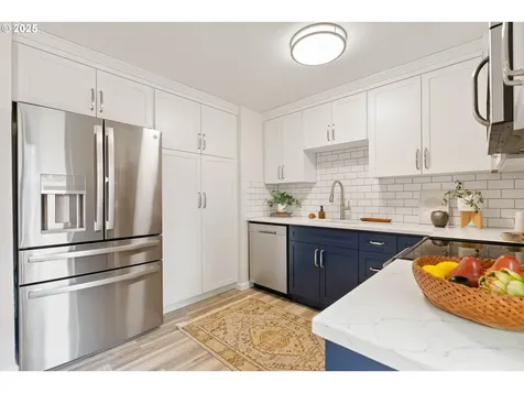 10258 N Allegheny Avenue Portland OR 97203