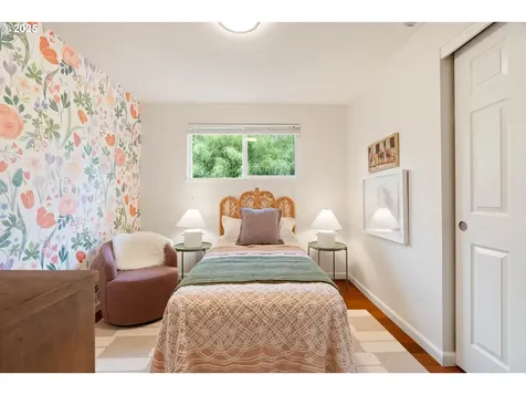 10258 N Allegheny Avenue Portland OR 97203