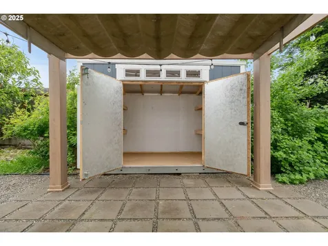 10258 N Allegheny Avenue Portland OR 97203