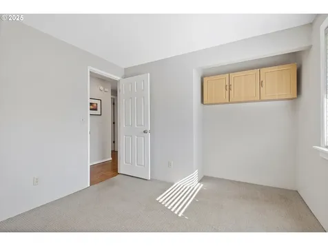 4623 SW 55th Place Portland OR 97221