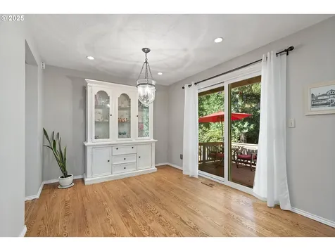 4623 SW 55th Place Portland OR 97221