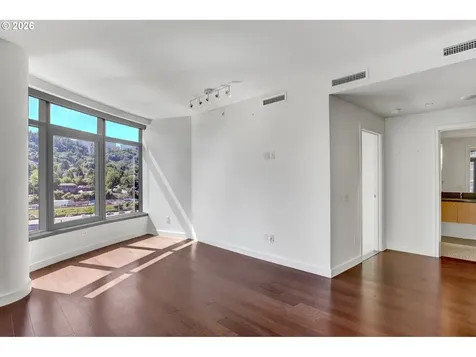 3601 S River Parkway Portland OR 97239