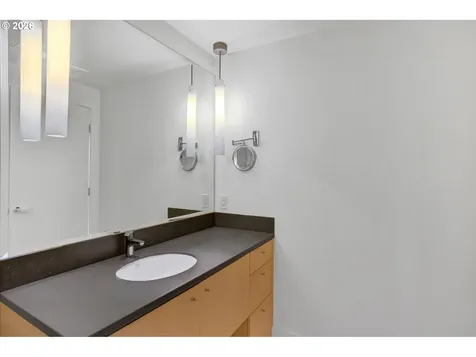 3601 S River Parkway Portland OR 97239