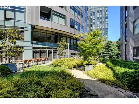 3601 S River Parkway Portland OR 97239