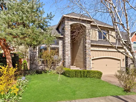 889 W T Street Washougal WA 98671