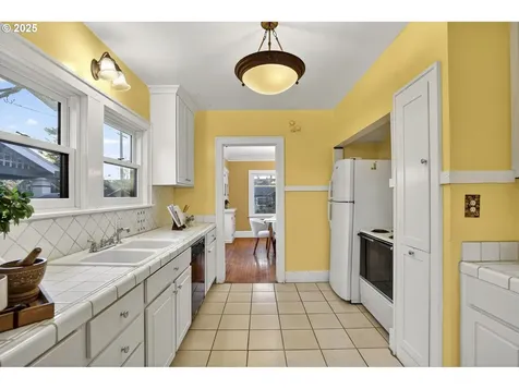 2614 NE 42nd Avenue Portland OR 97213