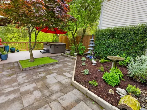 1192 NW Weybridge Way Beaverton OR 97006
