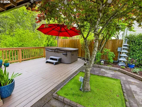 1192 NW Weybridge Way Beaverton OR 97006