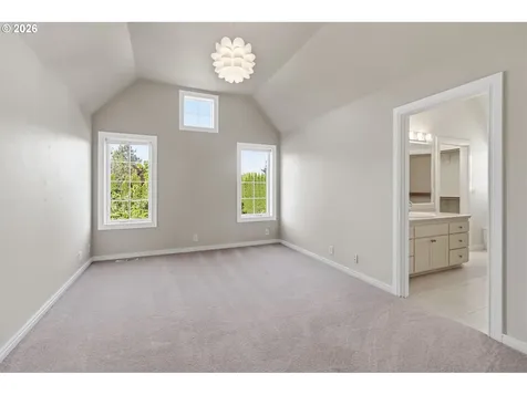 482 Covey Lane Eugene OR 97401