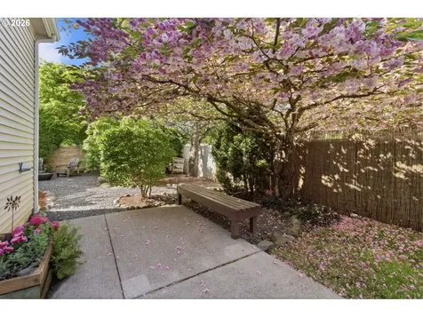 482 Covey Lane Eugene OR 97401
