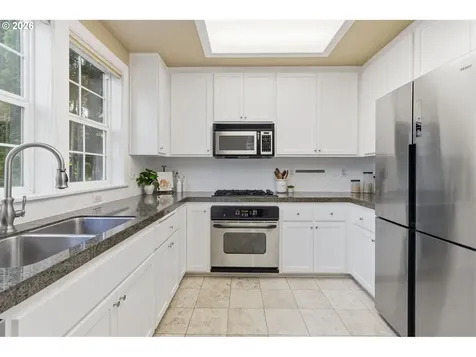 482 Covey Lane Eugene OR 97401