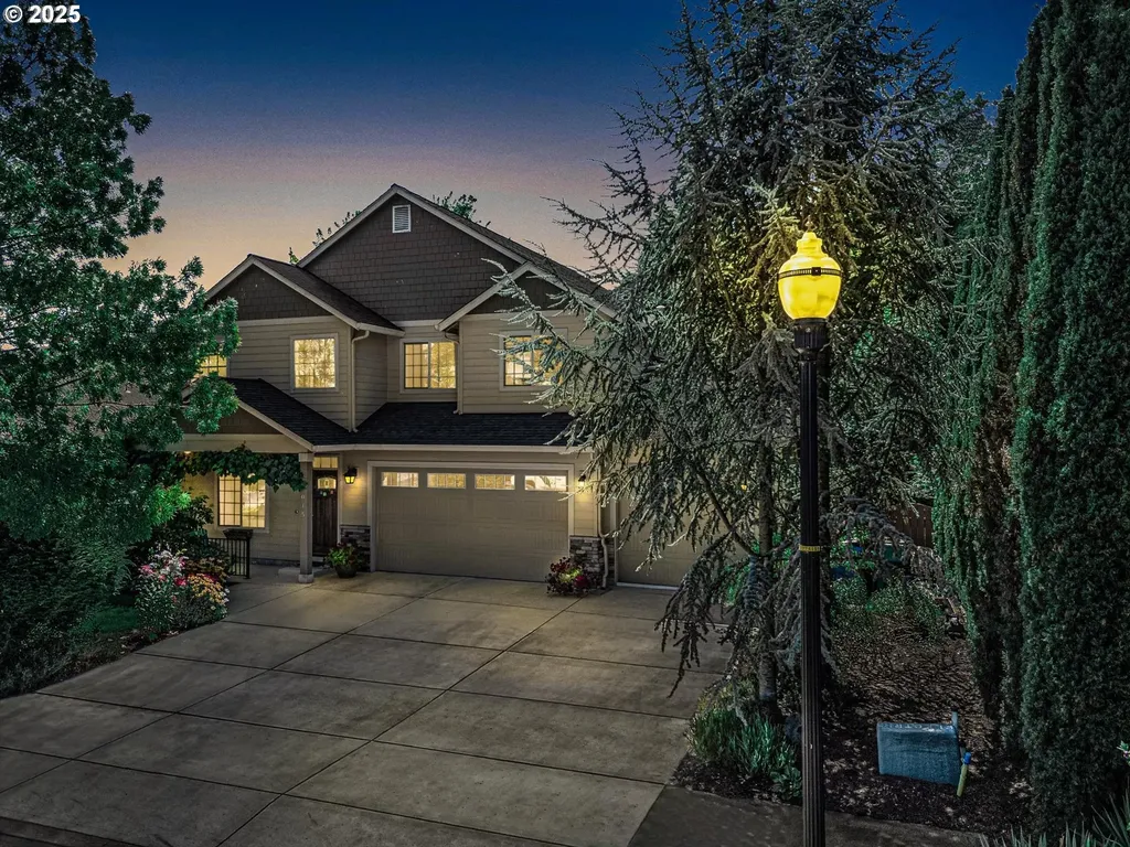 12015 NE 16th Street Vancouver WA 98684