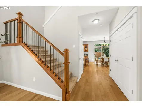 12015 NE 16th Street Vancouver WA 98684