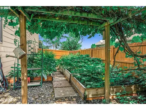 12015 NE 16th Street Vancouver WA 98684