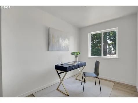 14822 NE Couch Street Portland OR 97230