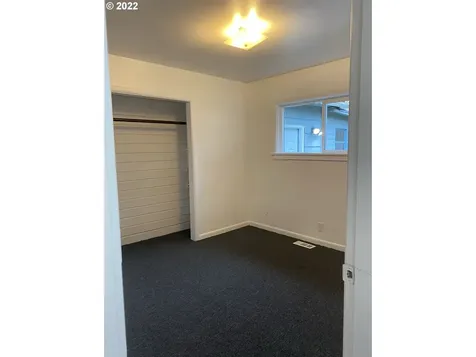 15725 SE Stark Street Portland OR 97233