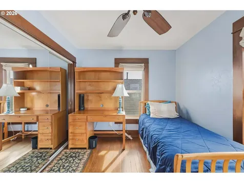 2139 Mcpherson Street North Bend OR 97459