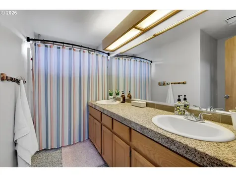 21267 NW Cannes Drive Portland OR 97229