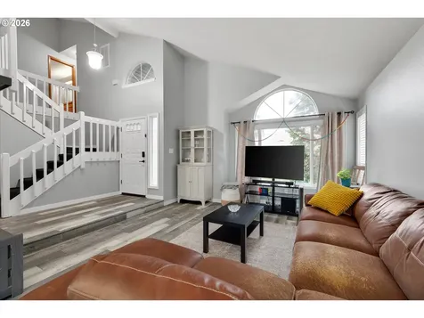 21267 NW Cannes Drive Portland OR 97229