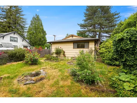 8419 SE 32nd Avenue Portland OR 97222