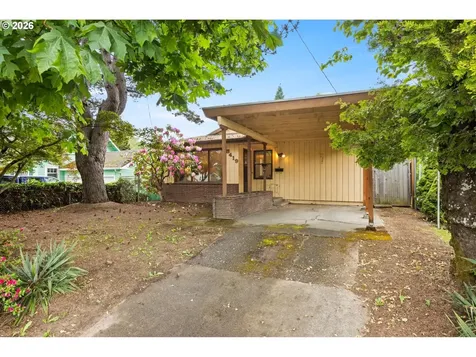 8419 SE 32nd Avenue Portland OR 97222