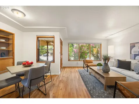 8419 SE 32nd Avenue Portland OR 97222