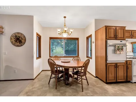 7829 SW 174th Place Beaverton OR 97007