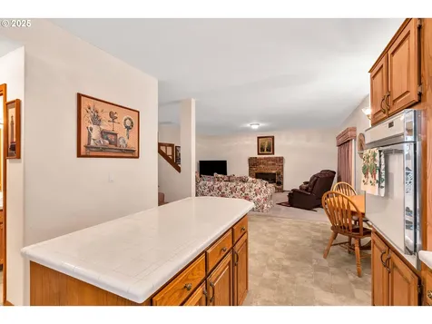 7829 SW 174th Place Beaverton OR 97007