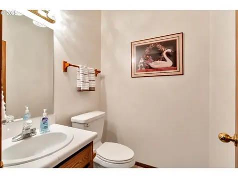 7829 SW 174th Place Beaverton OR 97007