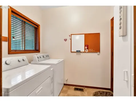 7829 SW 174th Place Beaverton OR 97007