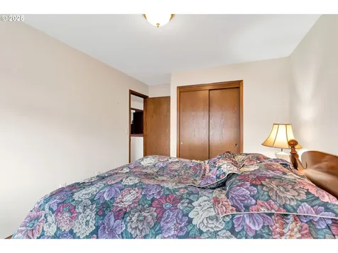 7829 SW 174th Place Beaverton OR 97007
