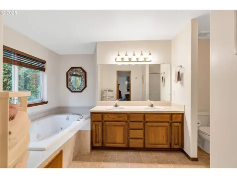 7829 SW 174th Place Beaverton OR 97007
