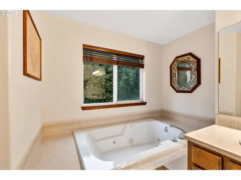 7829 SW 174th Place Beaverton OR 97007